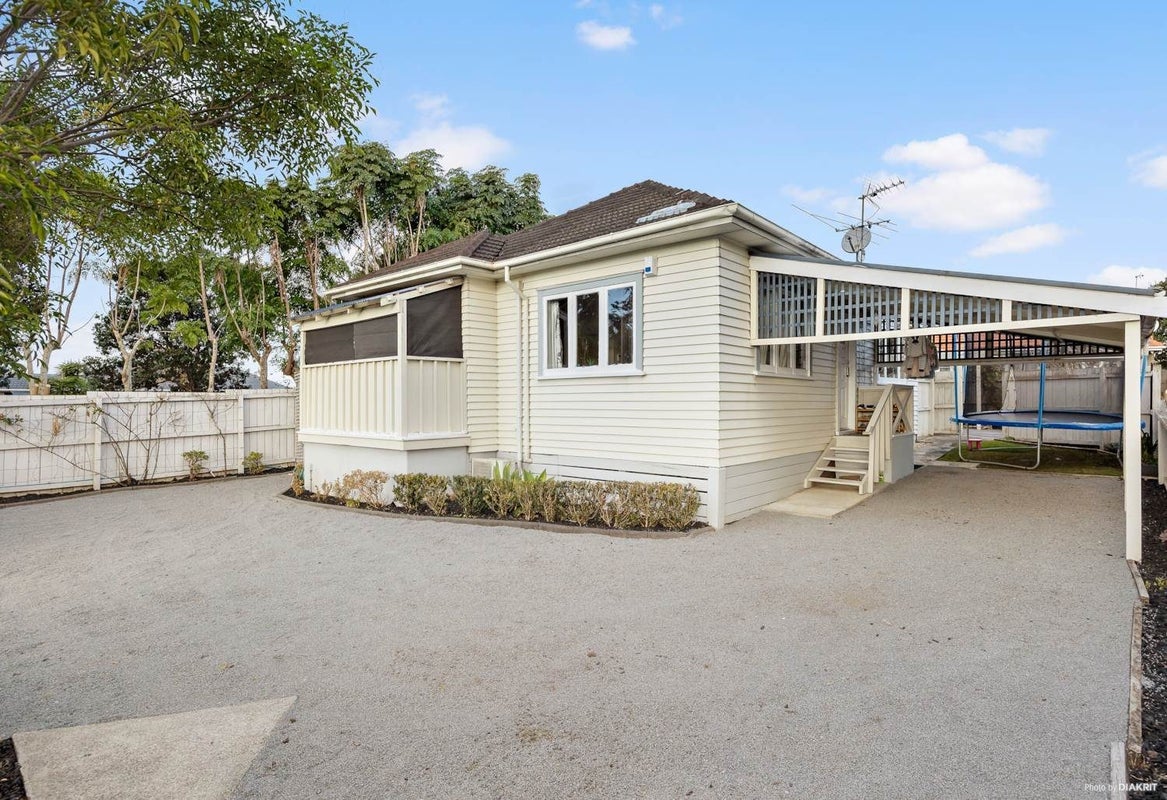 2/245 Pakuranga Road, Pakuranga, Auckland - Carousel 1