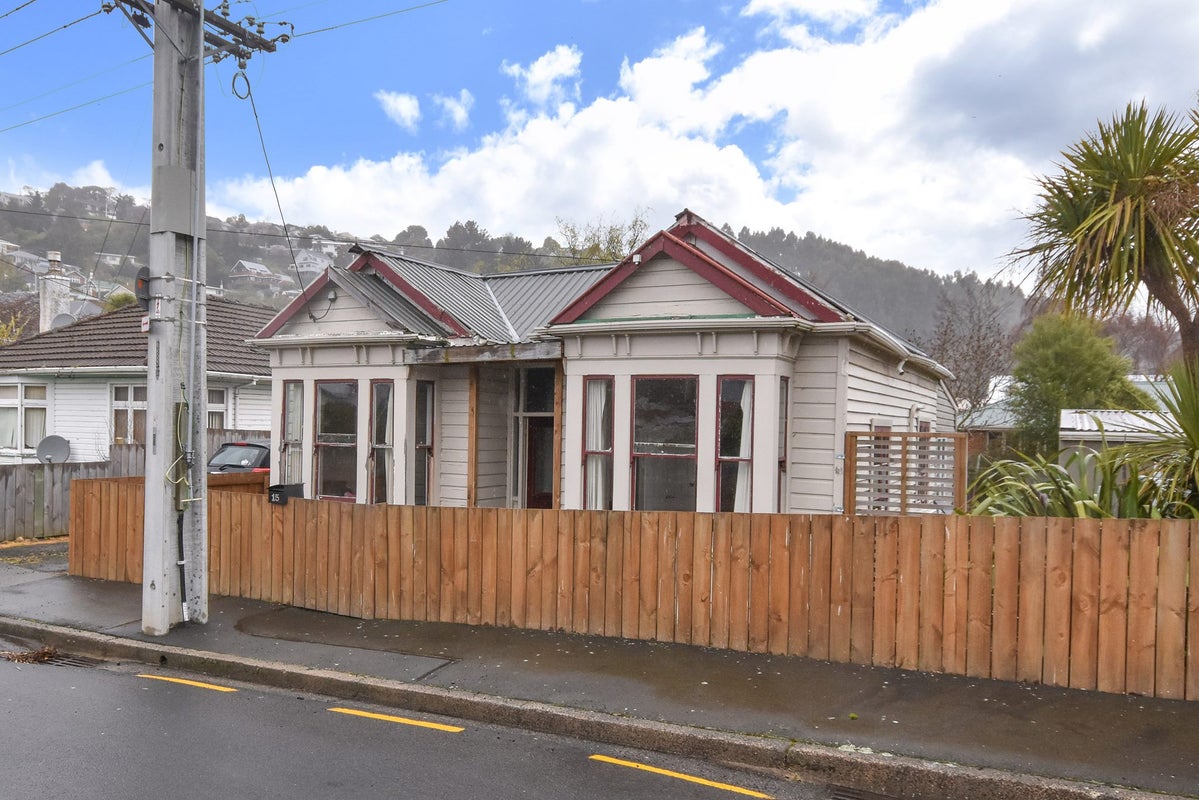 15 Greenock Street, Kaikorai, Dunedin - Carousel 1