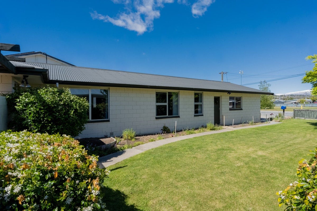 67 Dunstan Road, Alexandra, Alexandra - Carousel 2