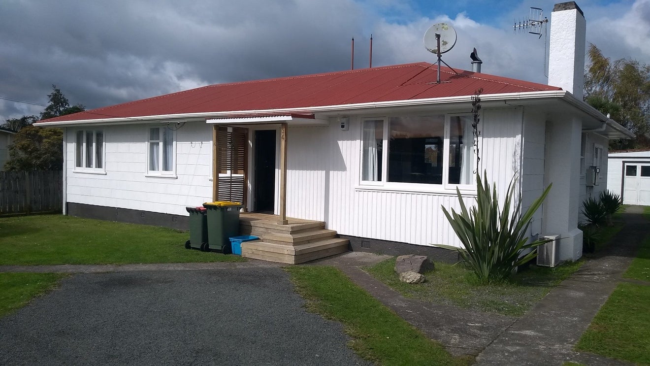 34 Fairview Road, Western Heights, Rotorua - Carousel 1