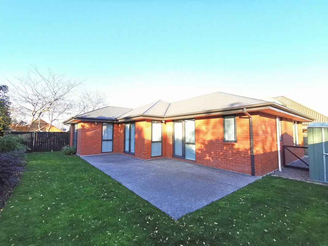 17 Kedleston Drive, Avonhead, Christchurch - Carousel 2
