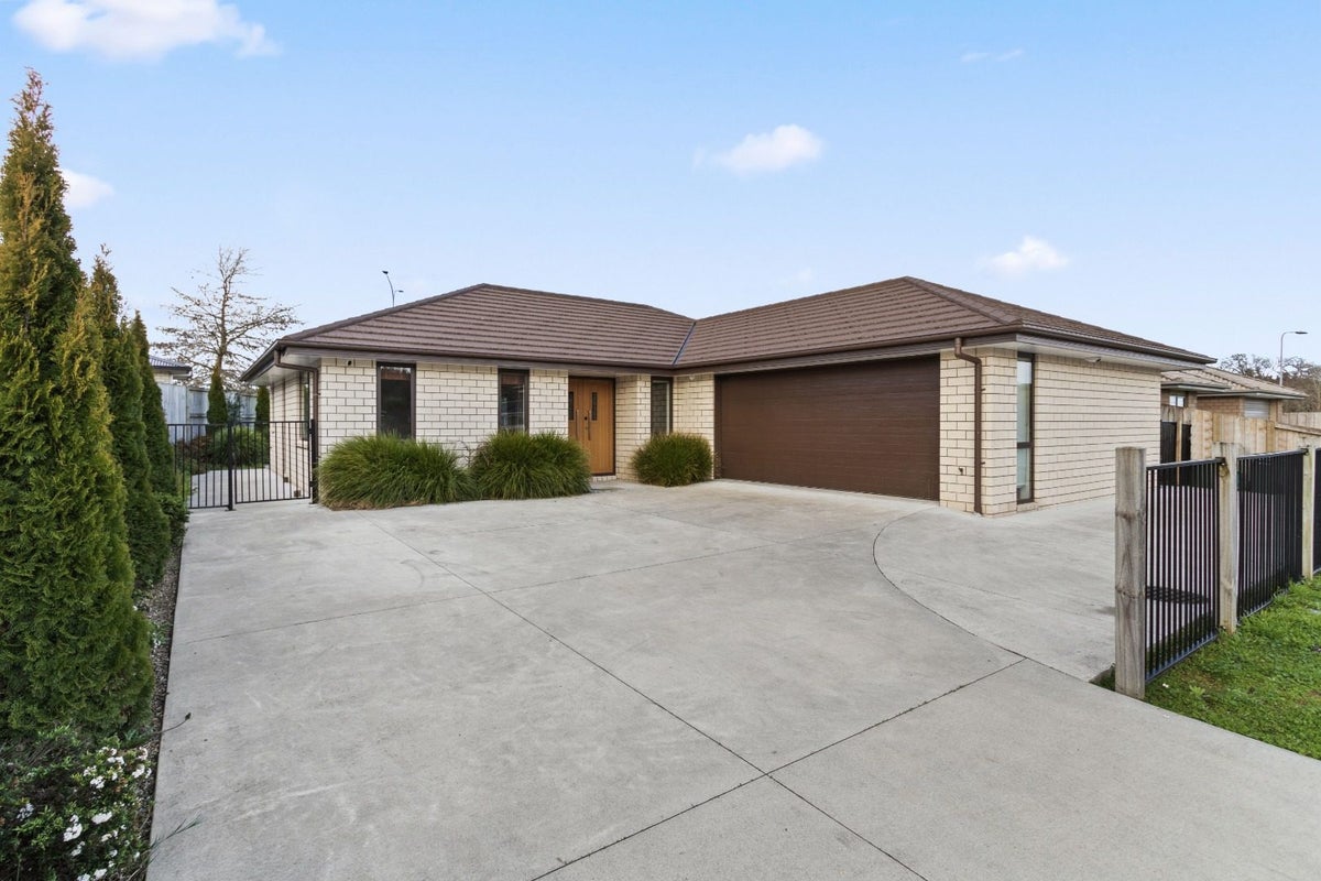 48 Tramway Road, Ruakura, Hamilton - Carousel 1
