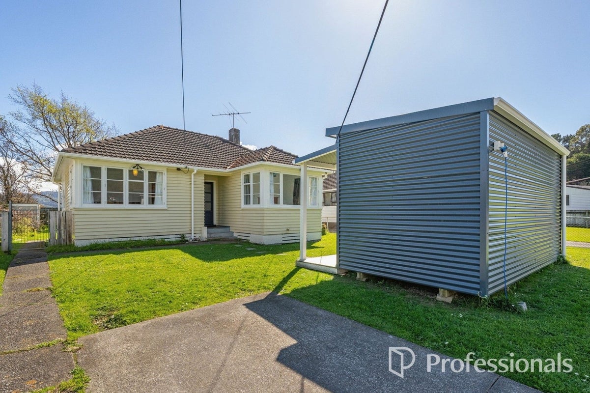 11 Fleet Street, Naenae, Lower Hutt, Wellington - Carousel 1