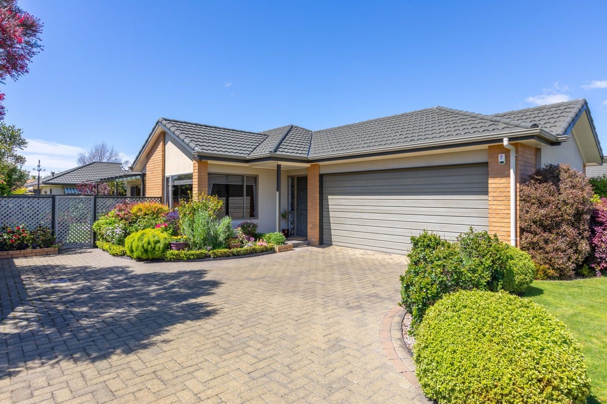 65 Kensington Drive, Taradale, Napier - Carousel 2
