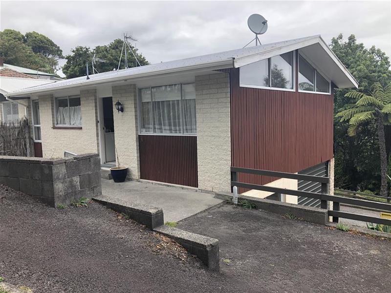 1/82 Mill Road, Lower Vogeltown, New Plymouth - Carousel 1
