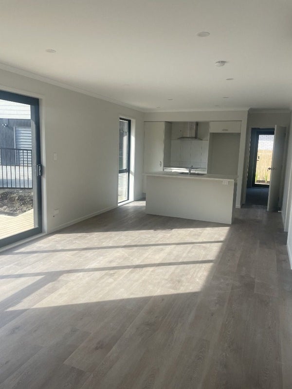 29A Hammond Avenue, Hatfields Beach, Orewa - Carousel 2