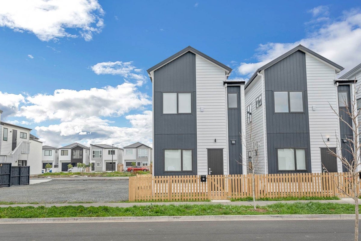 55 Survila Street, Papakura, Papakura - Carousel 1