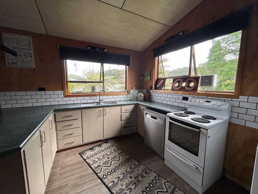 48 Oxford Road, Lake Rotoma - Carousel 2