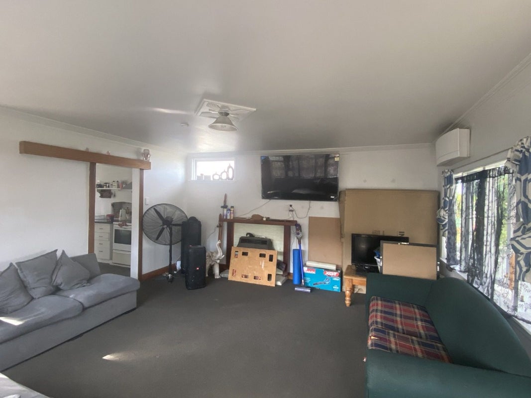 1 Georges Drive, Napier South, Napier - Carousel 2