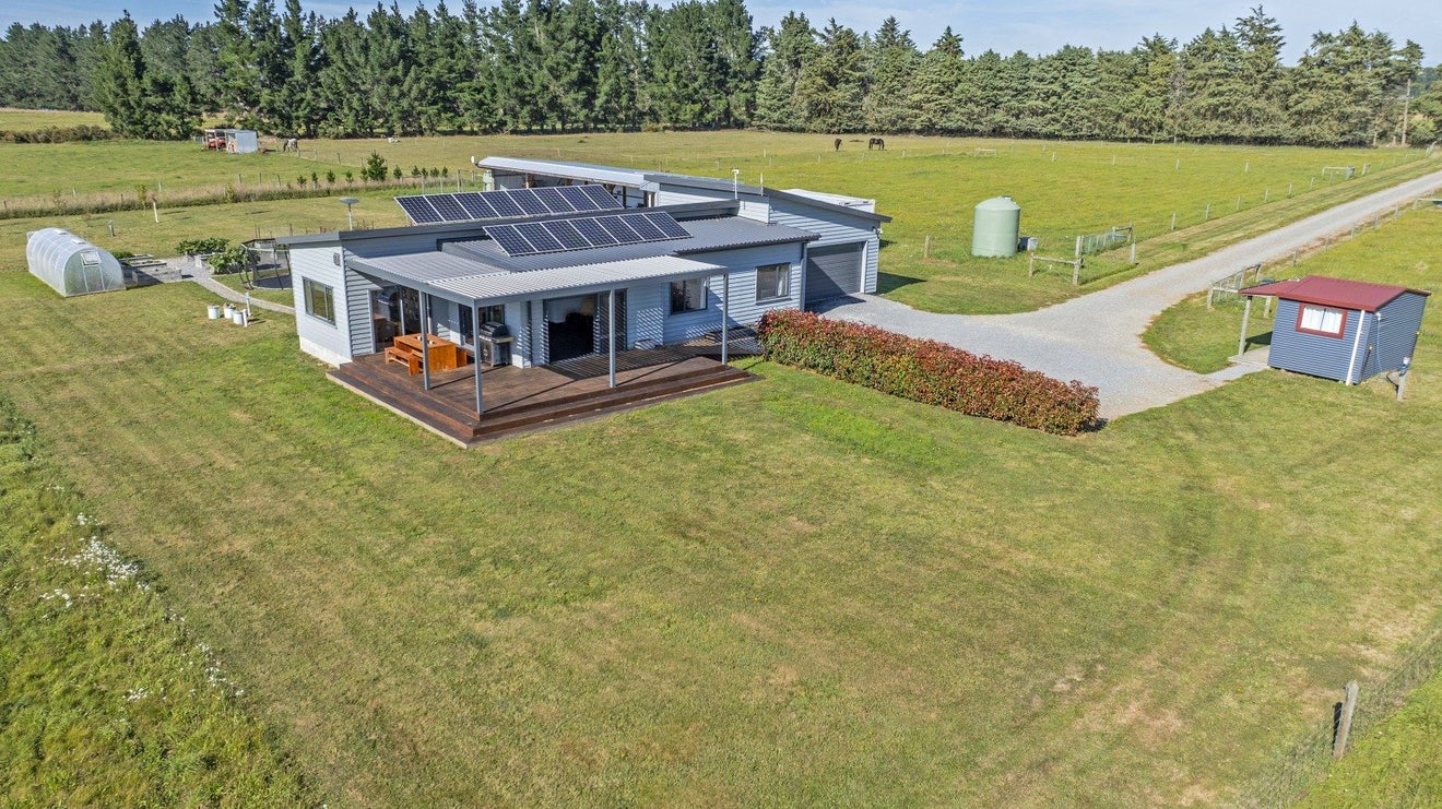 298 Bennetts Road, Cust, Oxford - Carousel 1