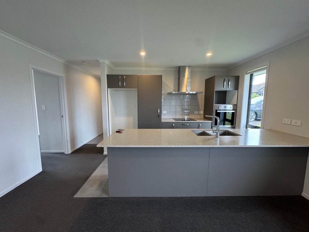 13 Richardson Road, Omokoroa, Omokoroa - Carousel 1