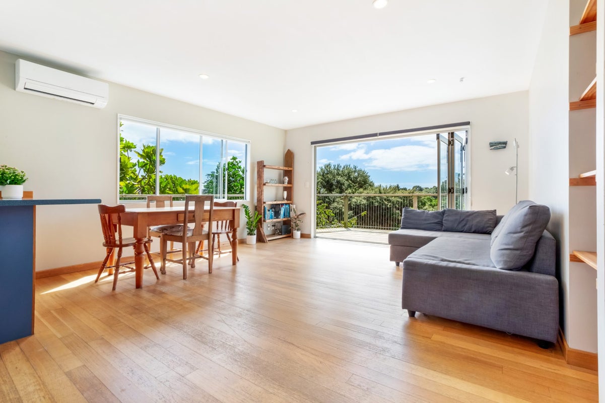 37 Trig Hill Road, Onetangi, Waiheke Island - Carousel 2