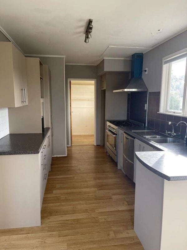 50 Weatherly Road, Torbay, Auckland - Carousel 2