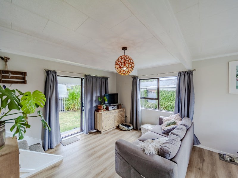 43 Kettle Crescent, Marewa, Napier - Carousel 2