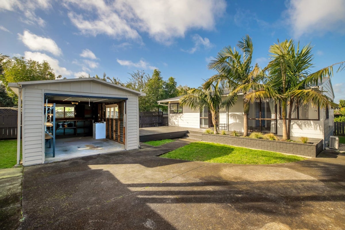 18A Alberta Street, Point Chevalier, Auckland - Carousel 11