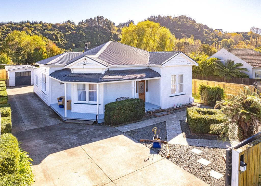 1 Arran Place, Aramoho, Whanganui - Carousel 1
