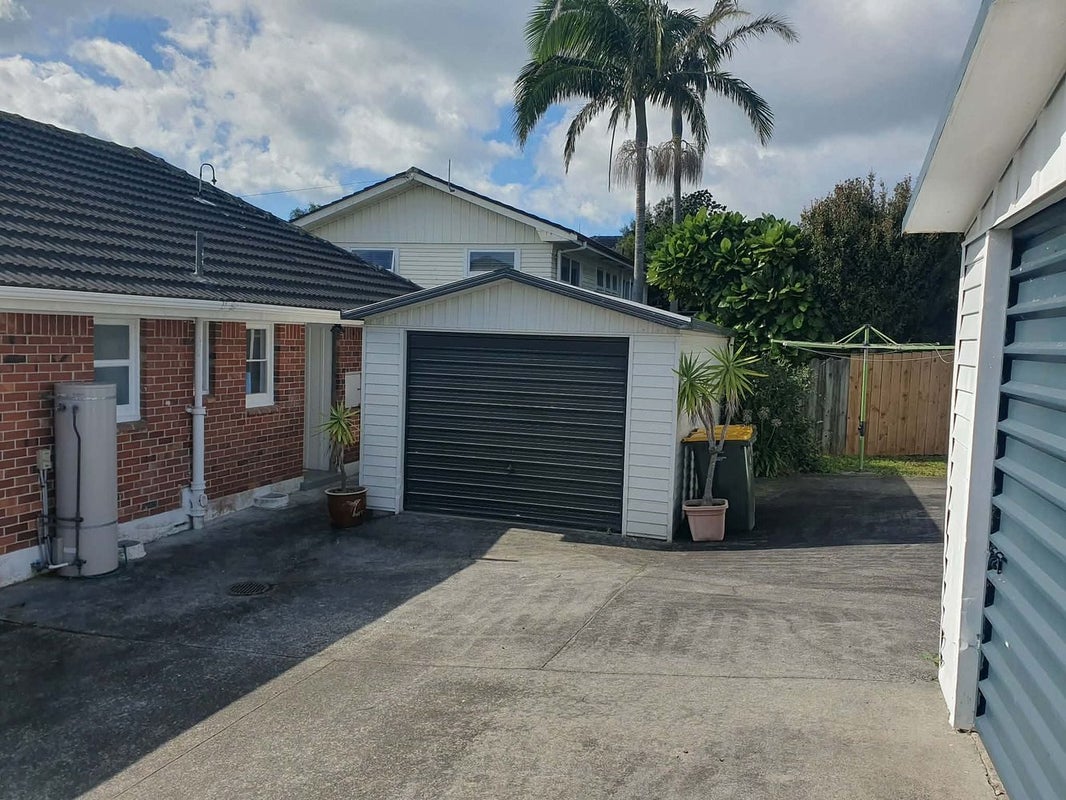 13 Willoughby Avenue, Howick, Auckland - Carousel 2
