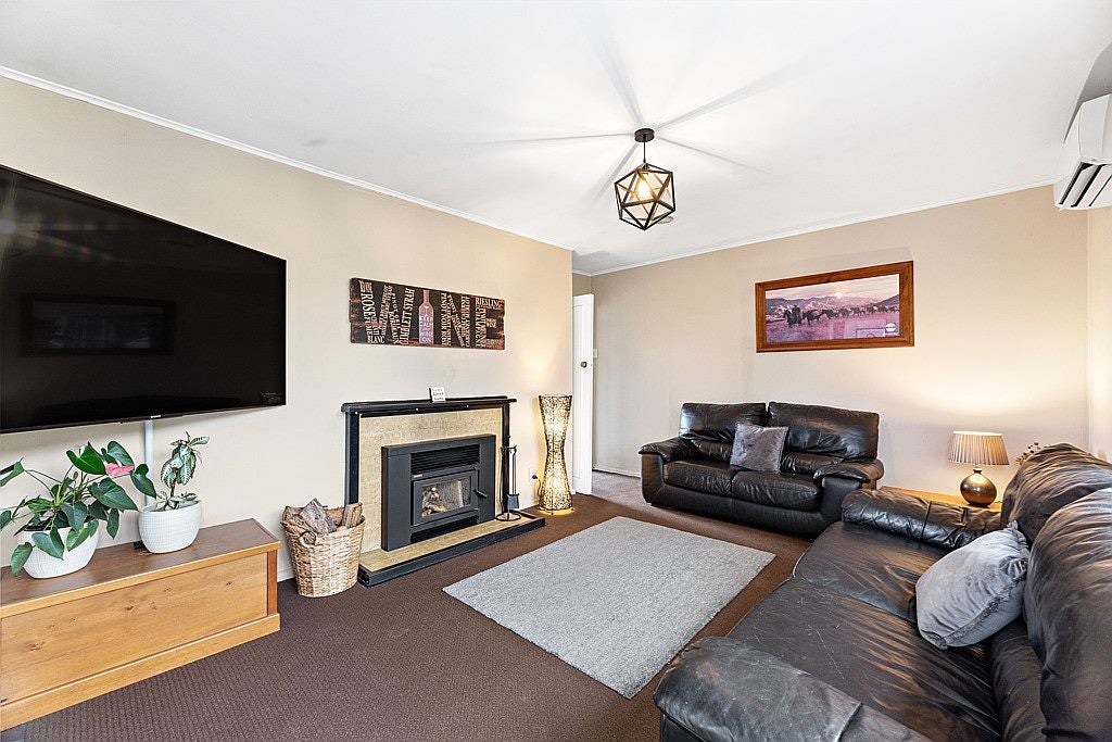 12 Graham Street, Blenheim - Carousel 2