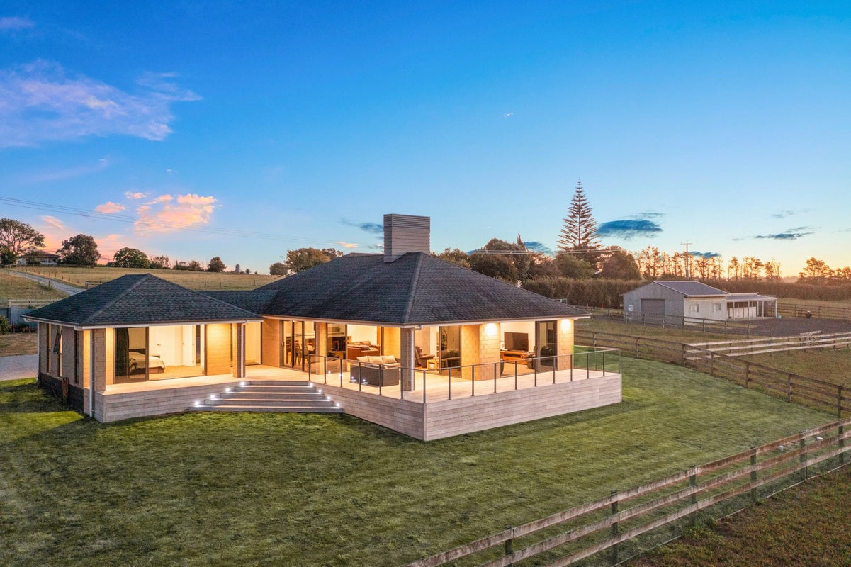 24 Waiau Pa Road, Kingseat, Pukekohe - Carousel 31