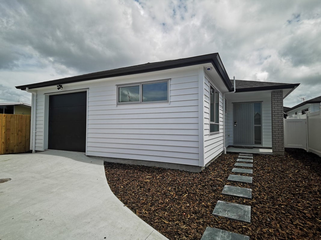25C Lillian Place, Orewa, Orewa - Carousel 13