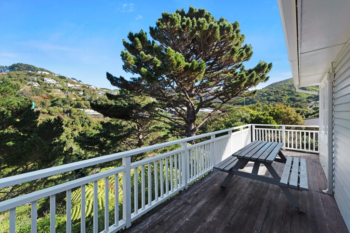 13 Hewett Way, Ngaio, Wellington - Carousel 2