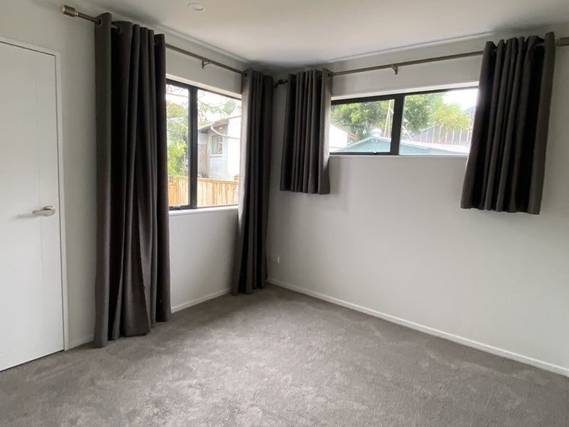 44B Cheval Drive, Totara Vale, Auckland - Carousel 10