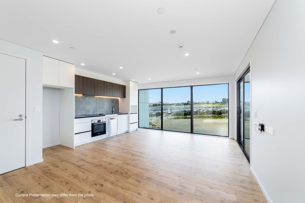 501/3 Kaipiho Lane, Albany, Auckland - Carousel 2