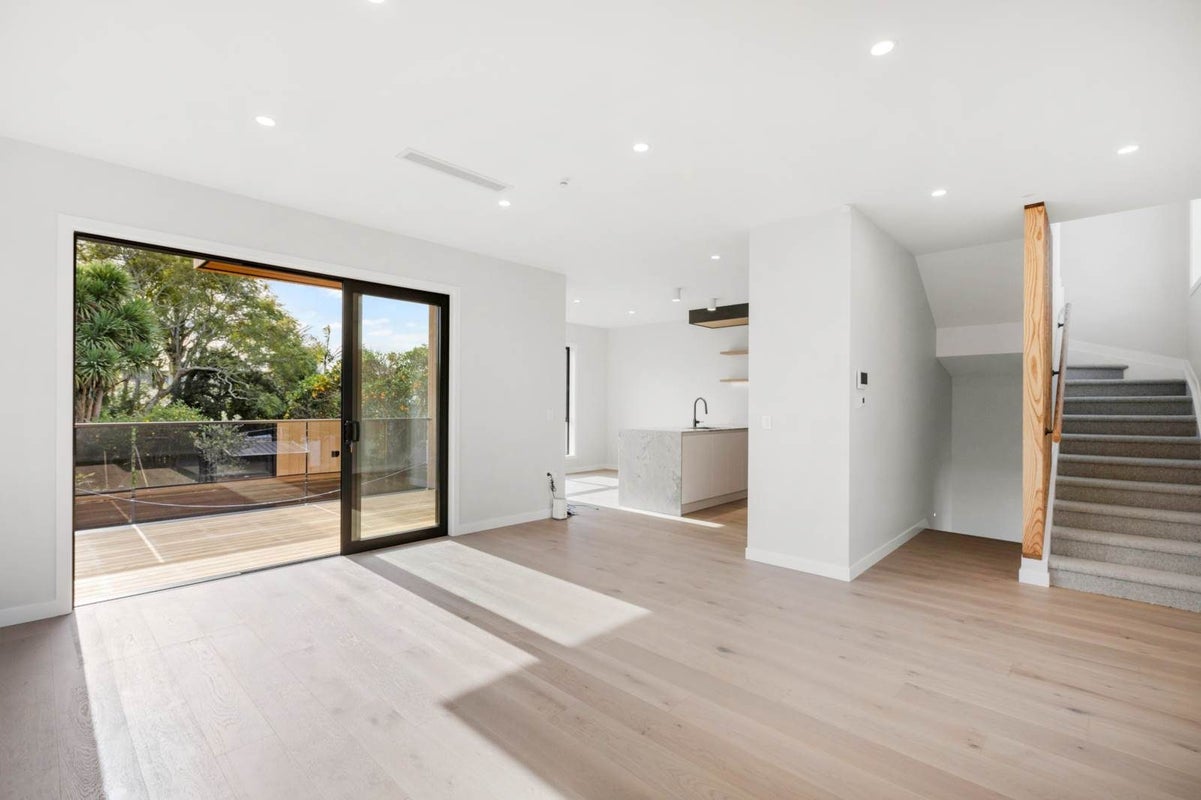 430D Point Chevalier Road, Point Chevalier, Auckland - Carousel 2