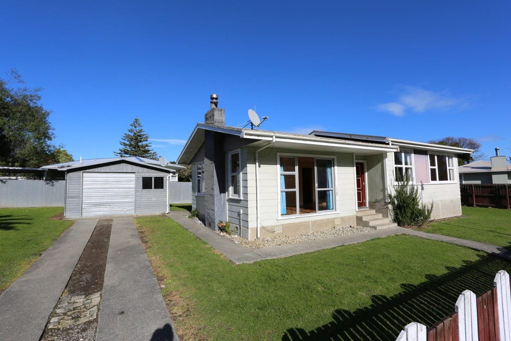 5 Curie Place, Outer Kaiti, Gisborne - Carousel 1