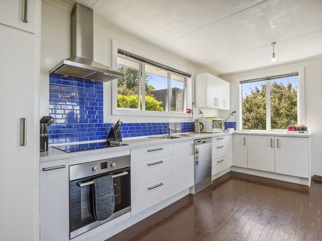 81 Cockerell Street, Brockville, Dunedin - Carousel 1