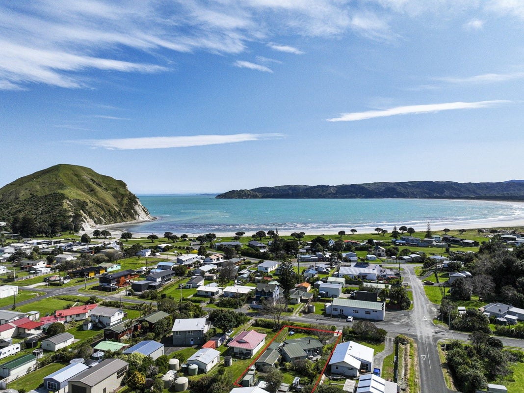53 Fortescue Street, MAHIA, NUHAKA - Carousel 24