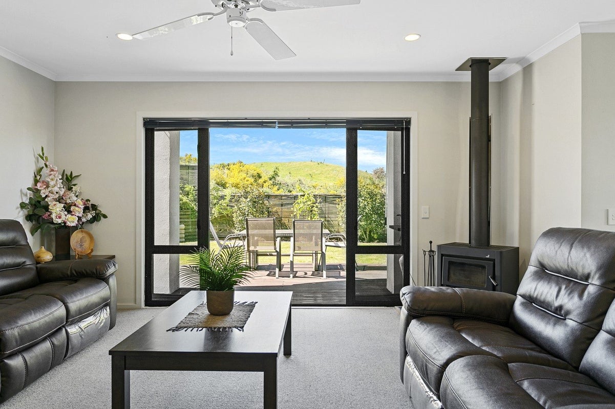 17 Chelsea Rise, Nukuhau, Taupo - Carousel 2