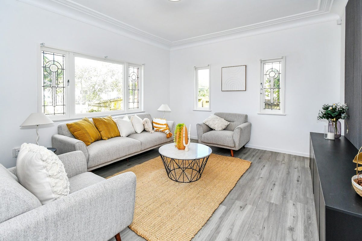 26 Omagh Avenue, Papatoetoe, Auckland - Carousel 2