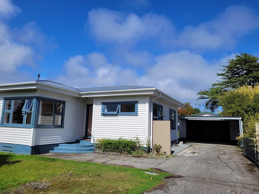 169 Stafford Street, Hokitika - Carousel 27