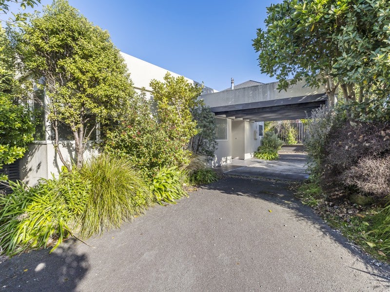 31 Ashton Fitchett Drive, Brooklyn, Wellington - Carousel 2