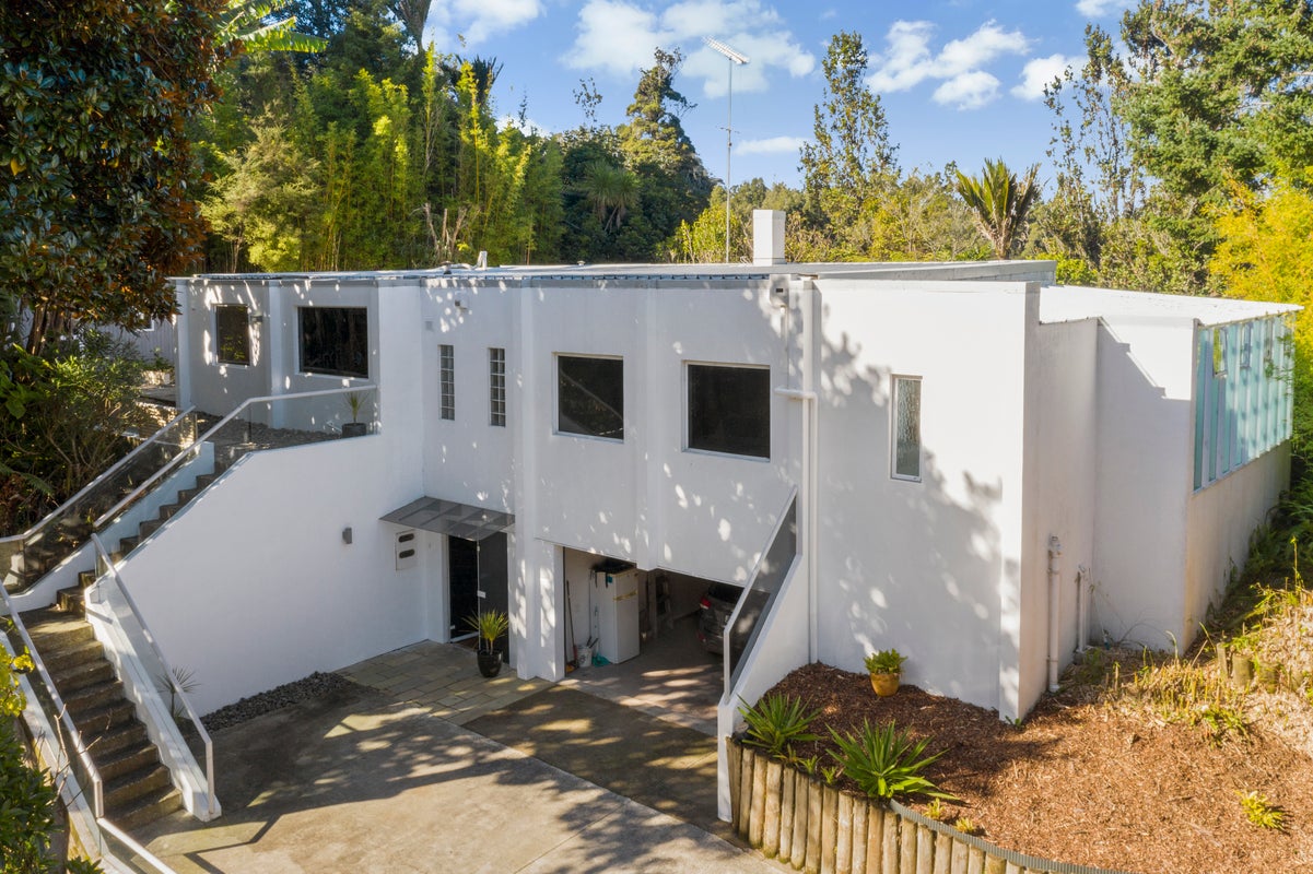 47 Waima Crescent, Titirangi, Auckland - Carousel 26