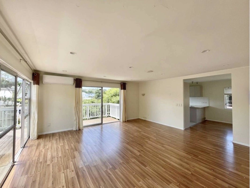 45 Stapleford Crescent, Browns Bay, Auckland - Carousel 2