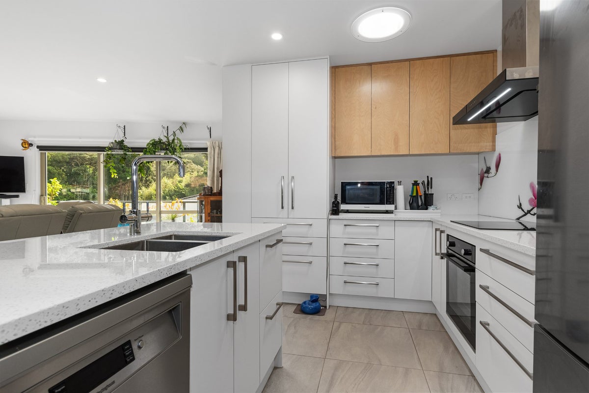 15 Garden Court, Woodhill, Whangarei - Carousel 2