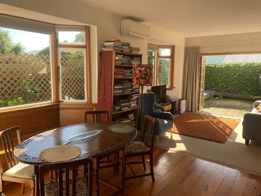 73A Pirie Street, Mount Victoria, Wellington - Carousel 1