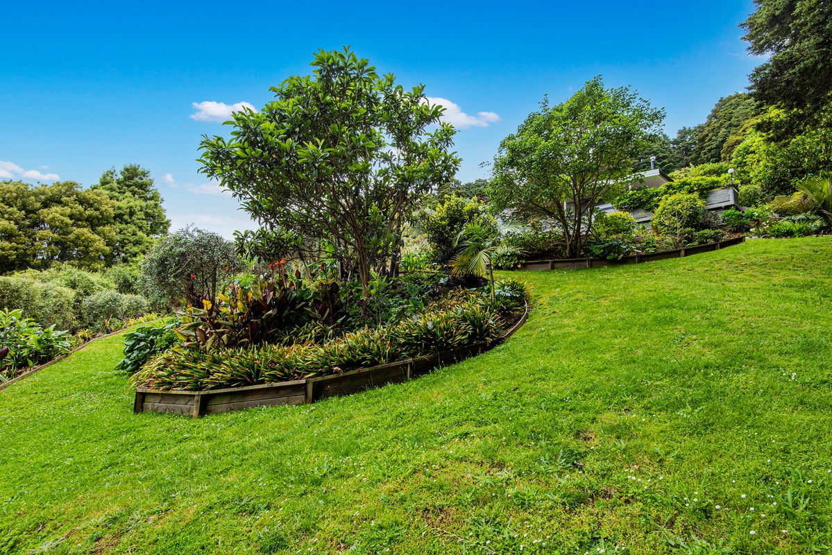 25 Glen Bruce Place, Whangarei - Carousel 35