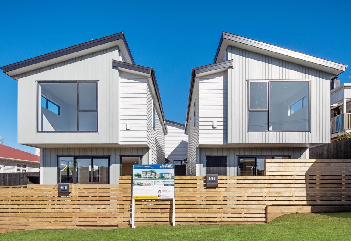 24D Lincoln Park Avenue, Massey, Auckland - Carousel 2