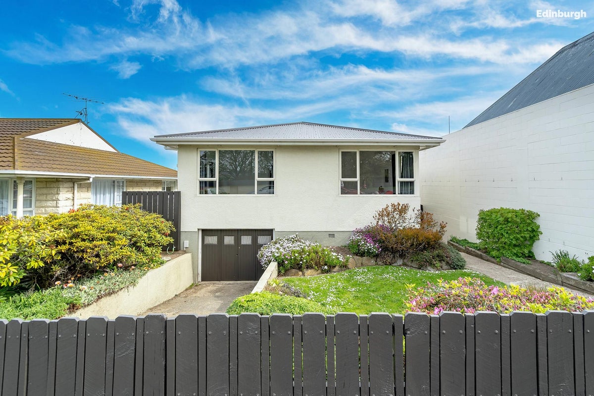 163 Eglinton Road, Mornington, Dunedin - Carousel 2