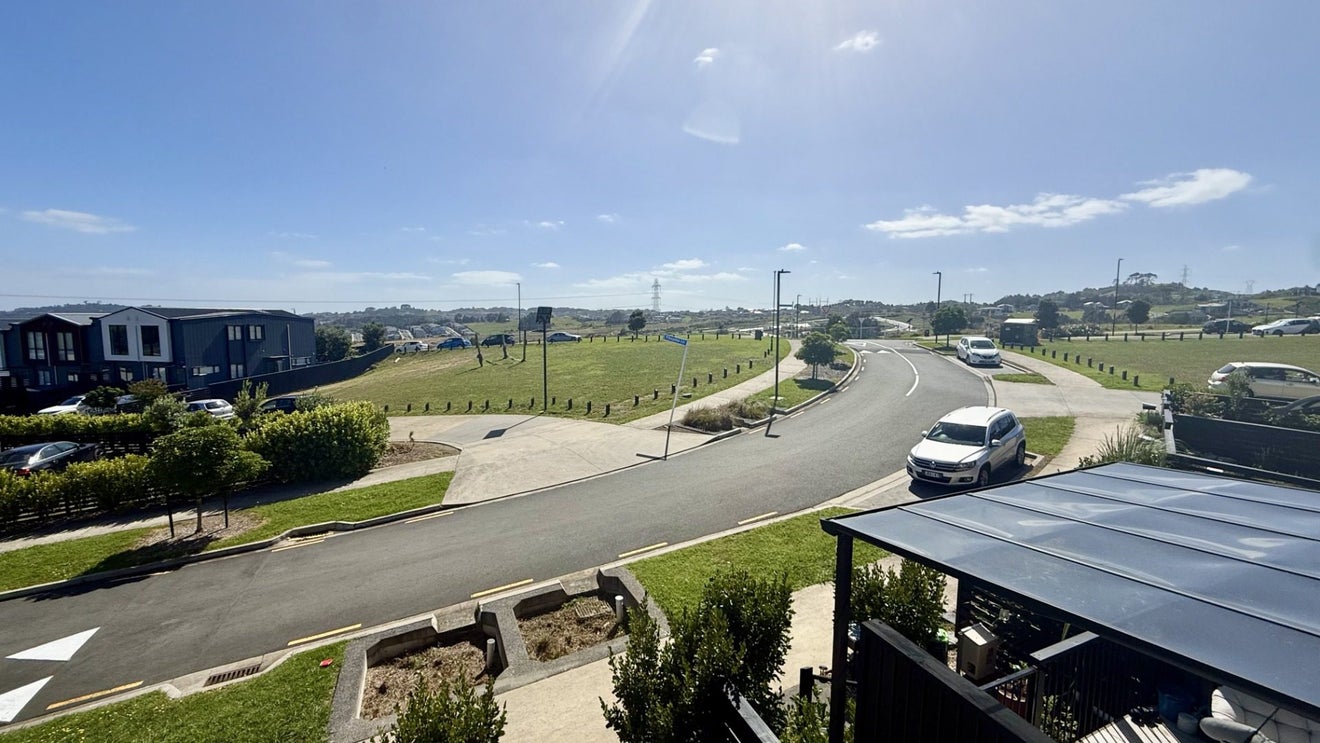 33 Canna Street, Totara Park, Auckland - Carousel 20