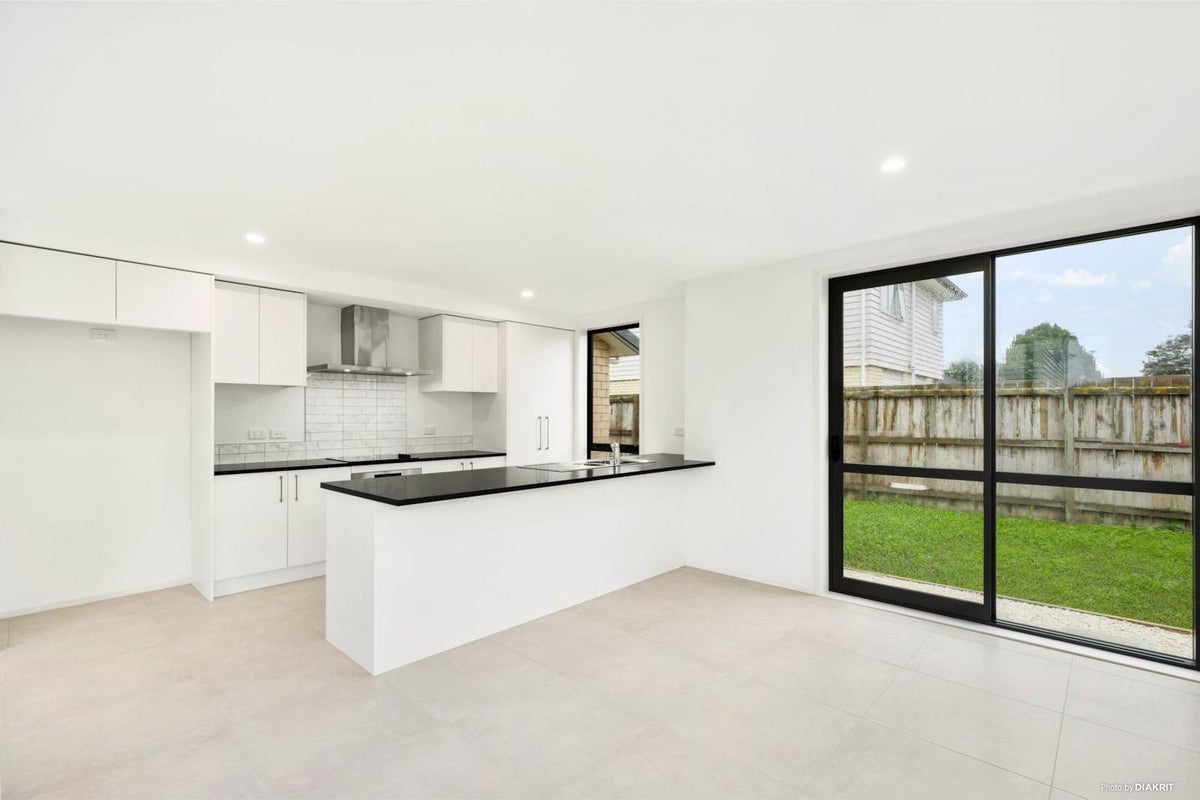 7A Kelkirk Street, Kelston, Auckland - Carousel 2