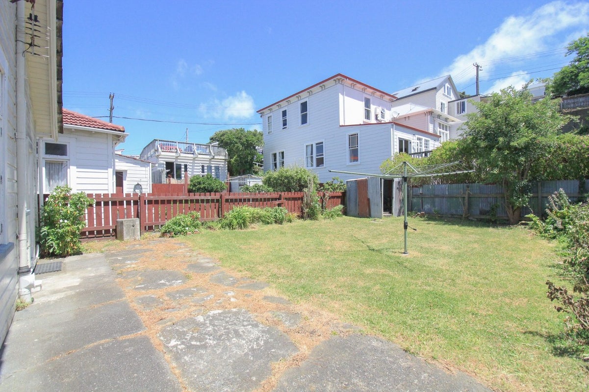 64 Rintoul Street, Newtown, Wellington - Carousel 13