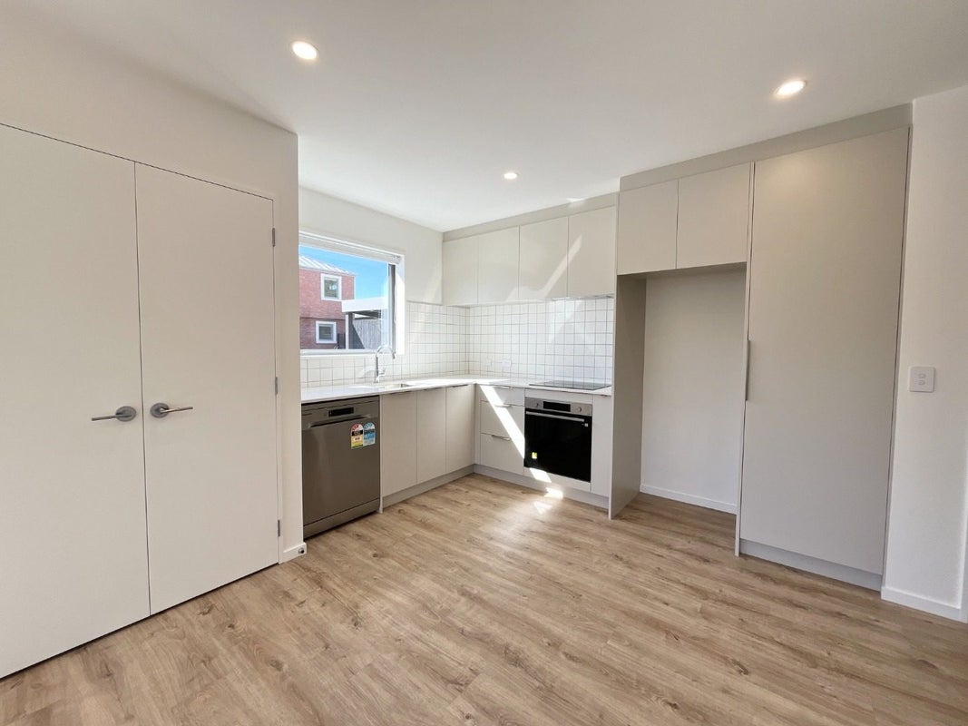176 England Street, Linwood, Christchurch - Carousel 2