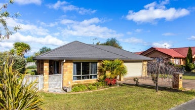 25 Vaucluse Drive, Nukuhau, Taupo - Carousel 1