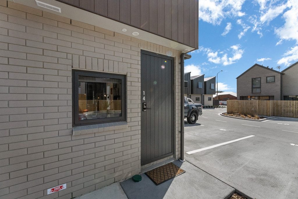 14 Dallas Lane, Caversham, Dunedin - Carousel 22
