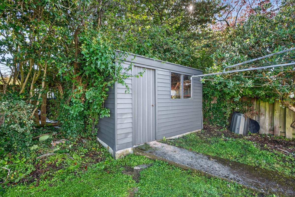 35 Kitchener Street, Lansdowne, Masterton - Carousel 21