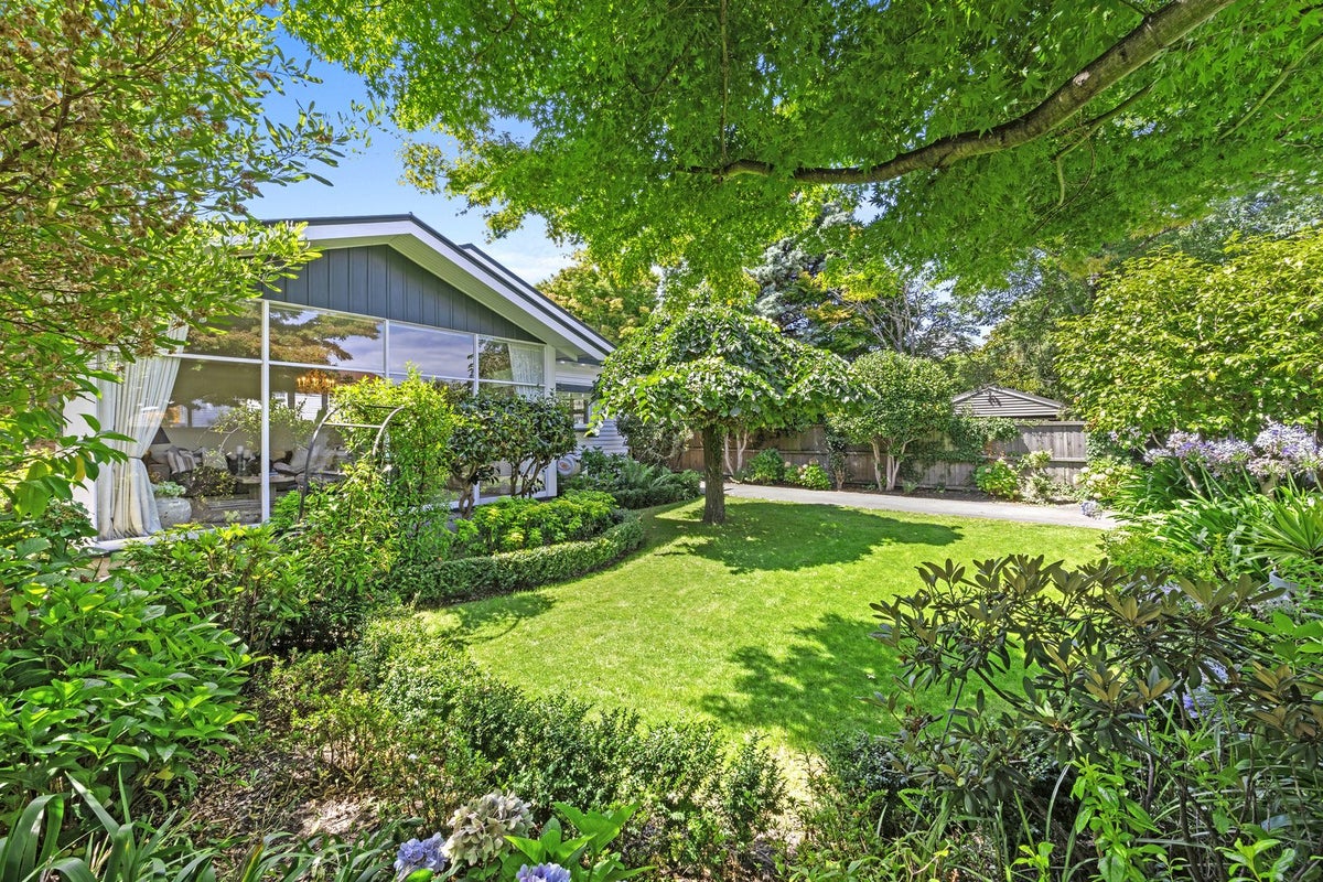 156 Fendalton Road, Fendalton, Christchurch - Carousel 23